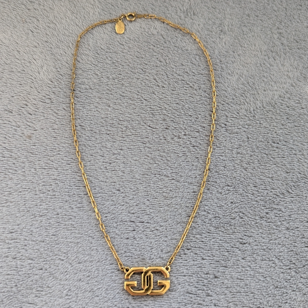 Givenchy vintage double G gold tone necklace - Picture 3 of 13
